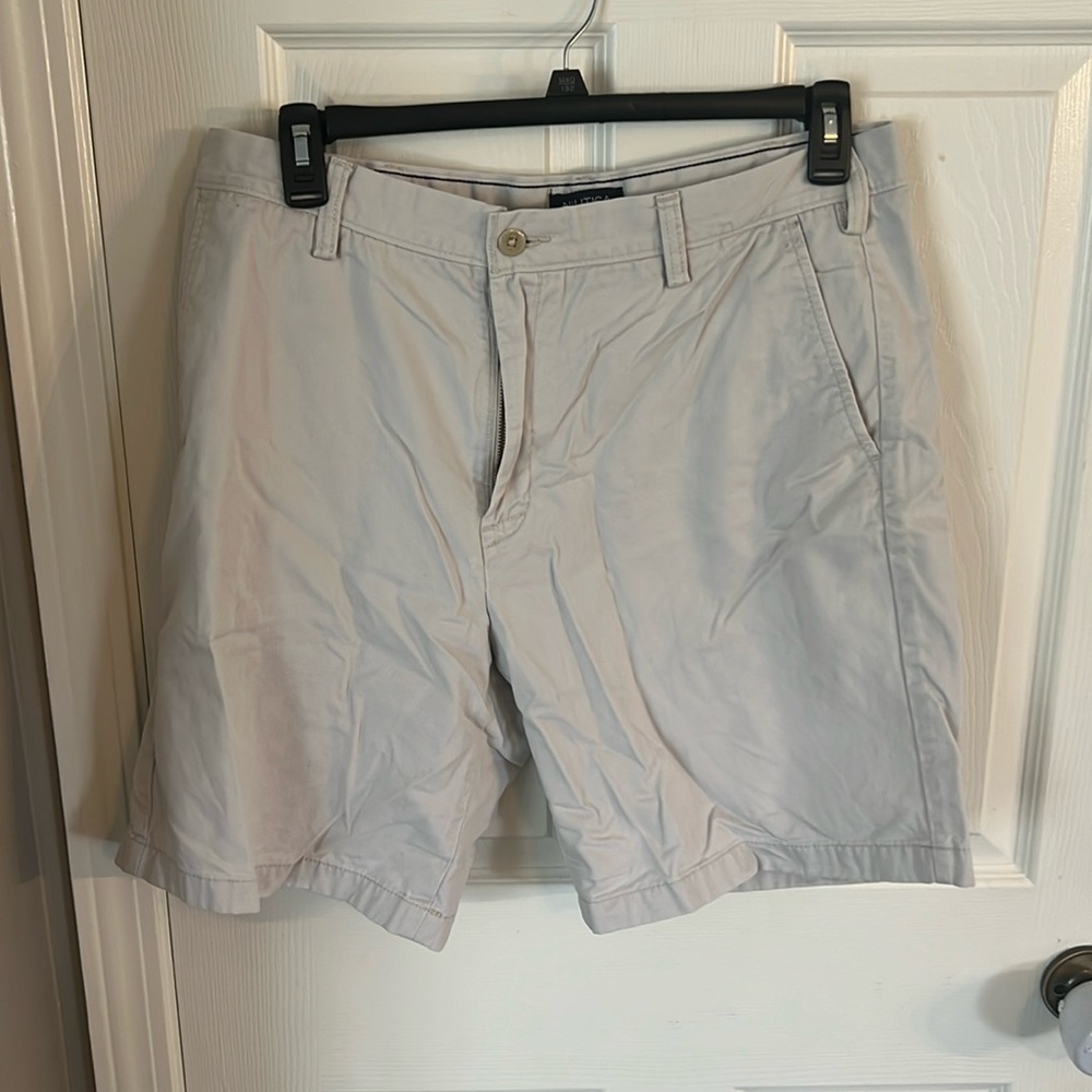 Nautica Size 36 Shorts
